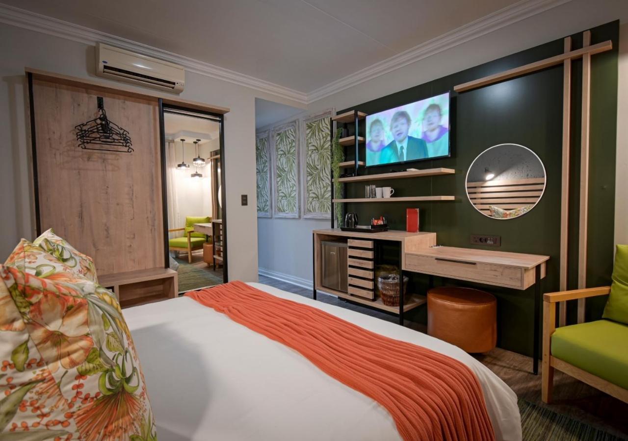 Villa Bali Luxury Guesthouse Bloemfontein Extérieur photo