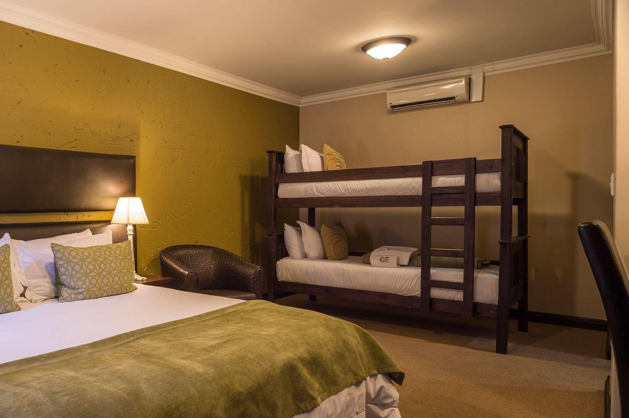 Villa Bali Luxury Guesthouse Bloemfontein Extérieur photo