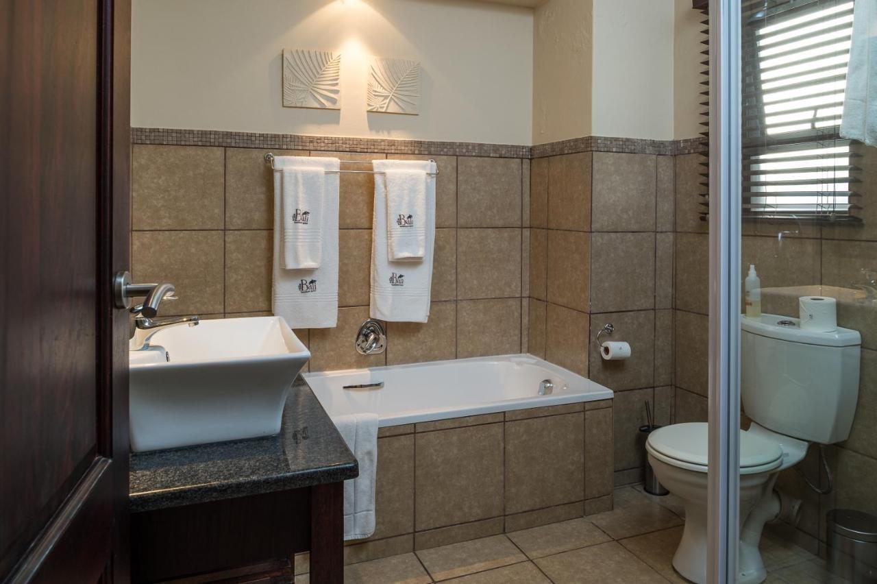 Villa Bali Luxury Guesthouse Bloemfontein Extérieur photo