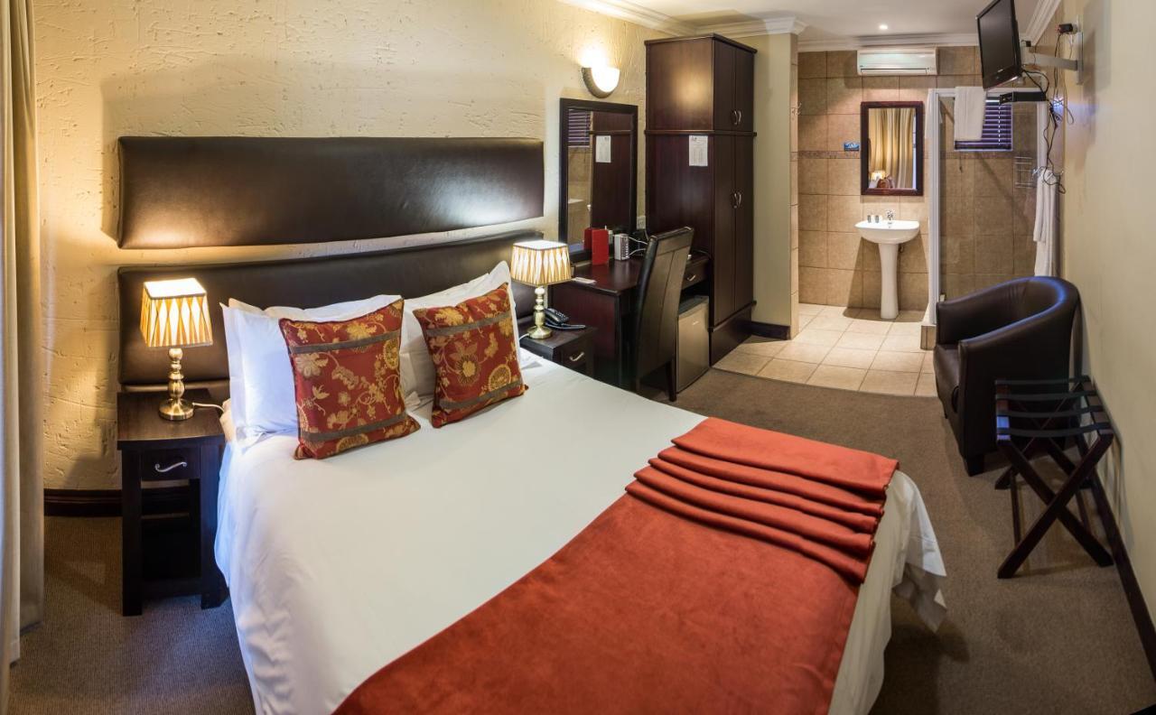 Villa Bali Luxury Guesthouse Bloemfontein Extérieur photo