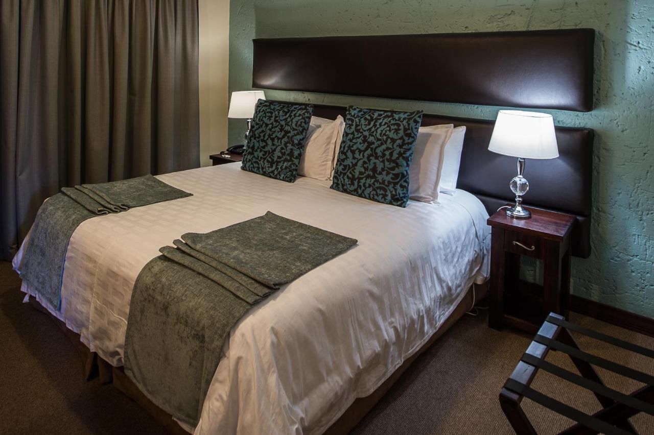 Villa Bali Luxury Guesthouse Bloemfontein Extérieur photo