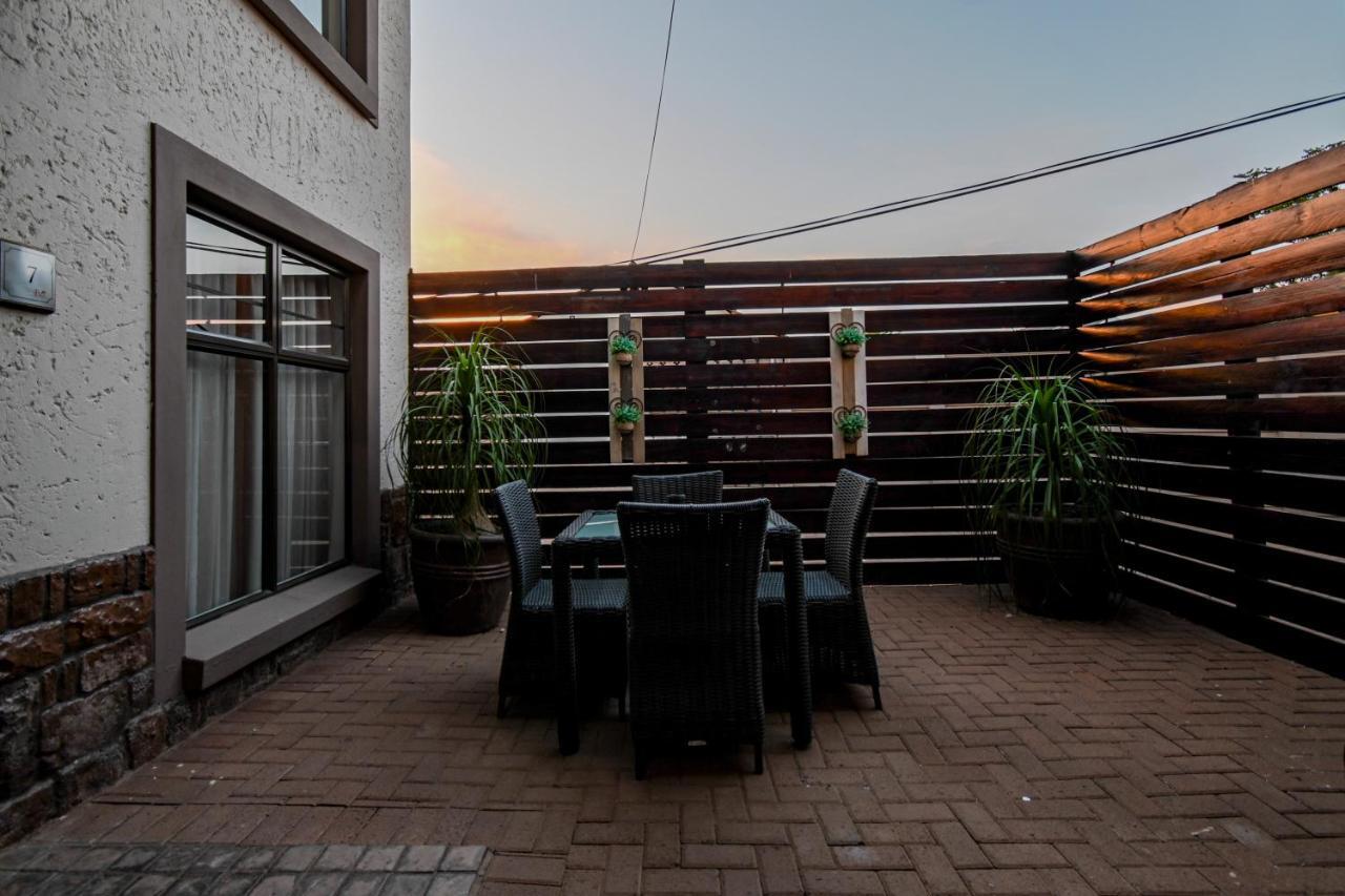 Villa Bali Luxury Guesthouse Bloemfontein Extérieur photo